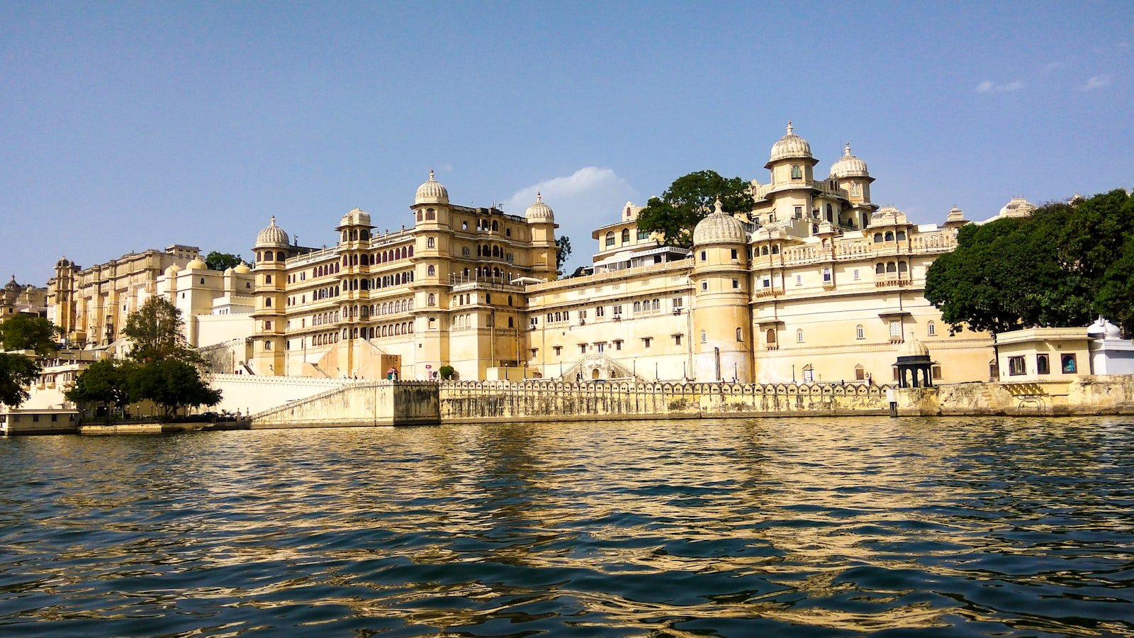 3 Days Udaipur City of Lakes