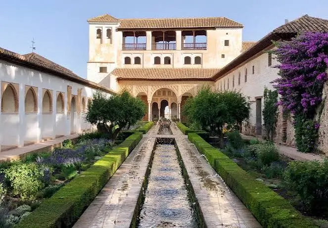 Palace courtyards